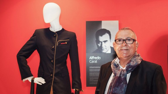 Alfredo Caral, diseñador de moda y artesano
