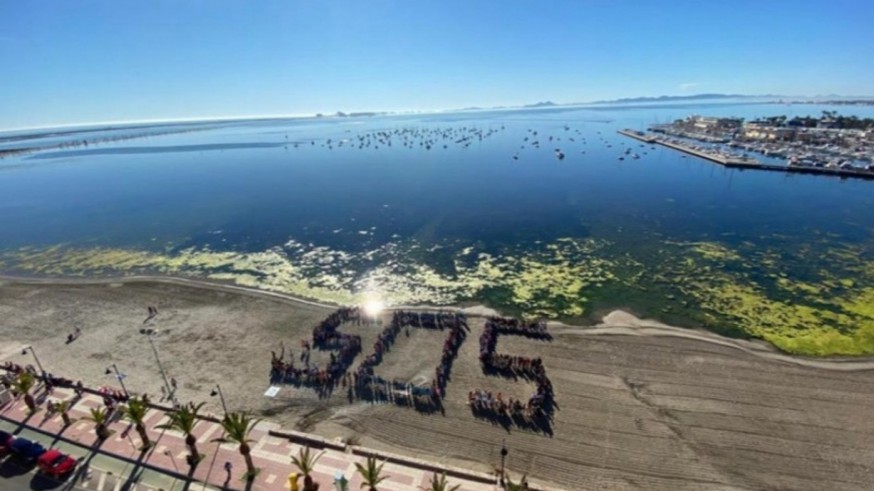 Piden por carta a López Miras que frene la reforma de la Ley del Mar Menor