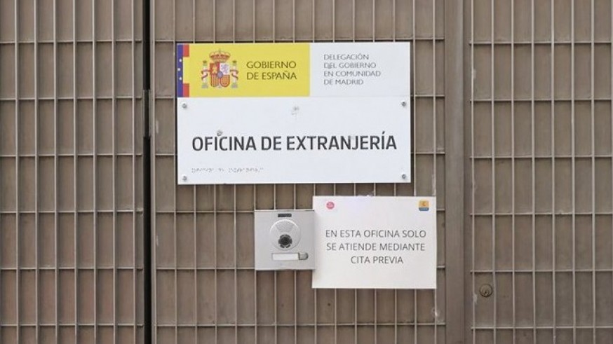 CCOO advierte de que Extranjería no puede asumir una regularización masiva de migrantes sin más recursos