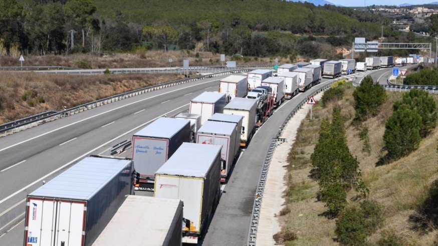 Los transportistas de la Región de Murcia exigen en huelga la jubilación anticipada