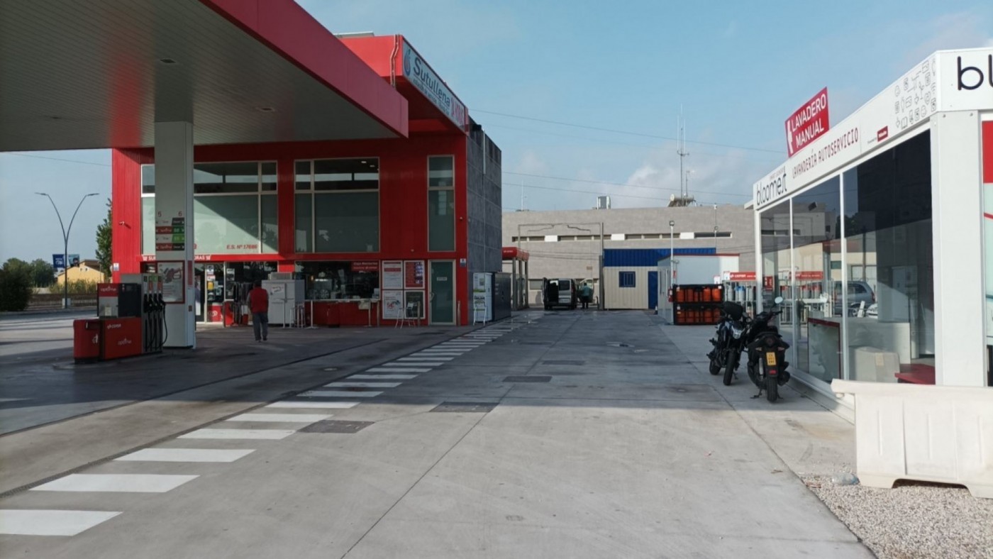 Juicio contra dos hombres acusados de matar a un hombre en la gasolinera de Sutullena en Lorca en 2023