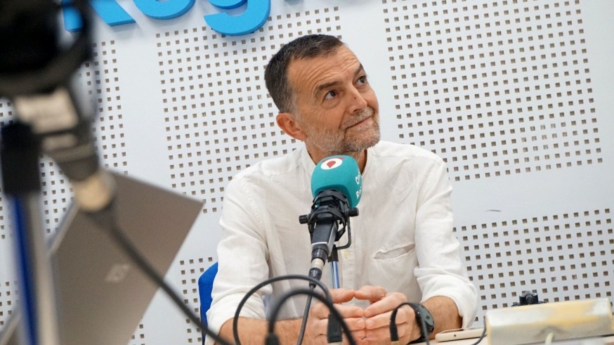Entrando en profundidades. Nos visita el coordinador general de Izquierda Unida Los Verdes, Antonio Maillo