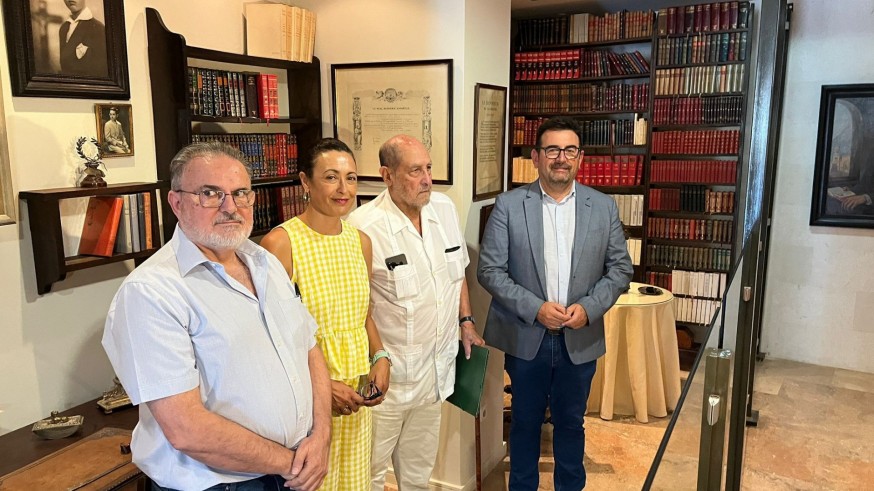 El legado del bibliófilo Antonio Pérez ya es de los ciezanos