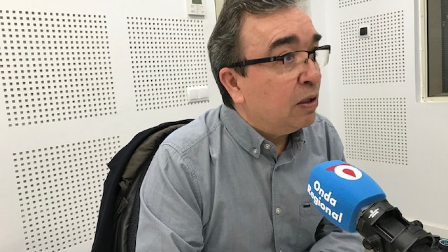 Clemente Hernández durante la entrevista en Onda Regional