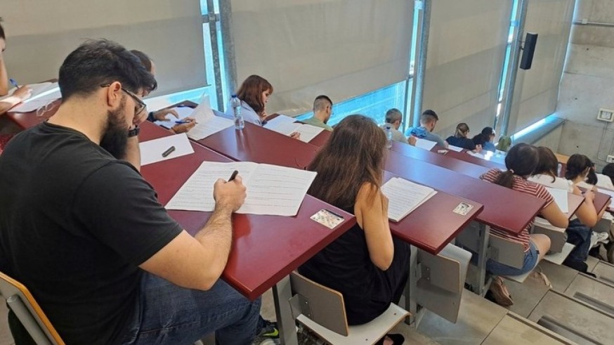 Los sindicatos ya tienen el borrador de la próxima convocatoria de oposiciones de Secundaria