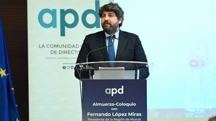 López Miras asegura que los datos económicos son un "pilar de estabilidad"