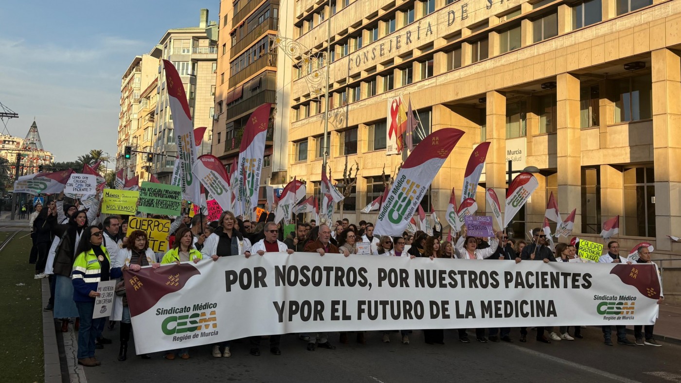 La amenaza de nuevas huelgas médicas sigue encima de la mesa