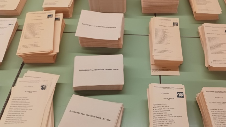 El PP vuelve a depender de un Vox contenido en Castilla y León, donde el PSOE crece