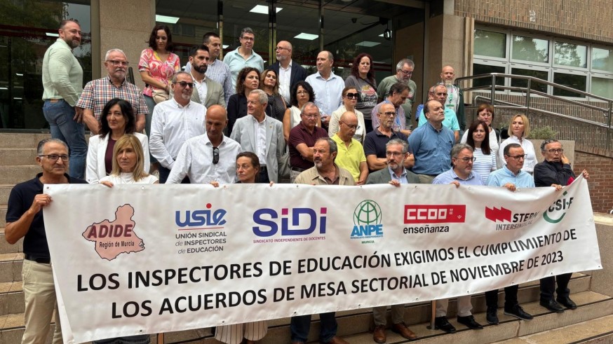 Los inspectores de Educación protestan por el incumplimiento del complemento retributivo