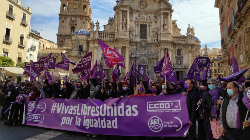 Los sindicatos piden a las empresas que aprueben Planes de Igualdad 