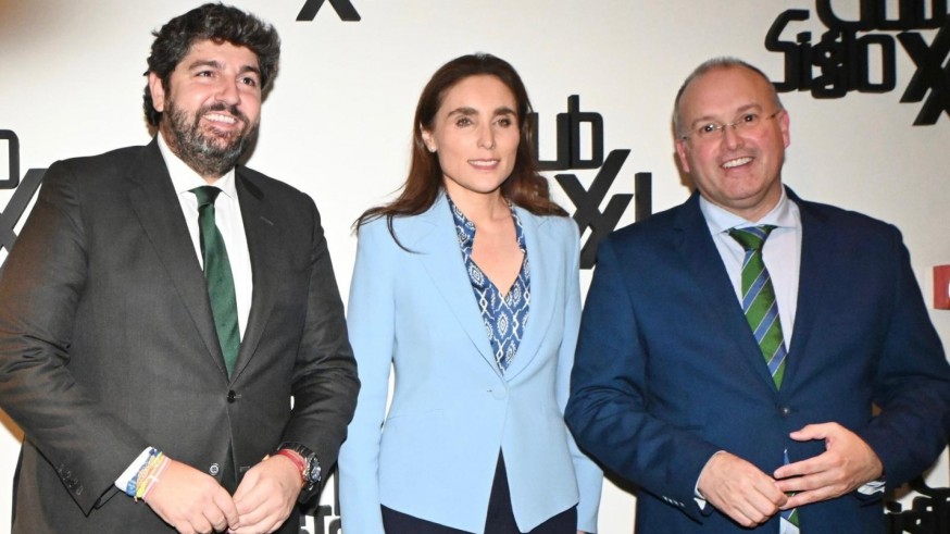 Para López Miras el "PP es el único que puede parar el Sanchismo"