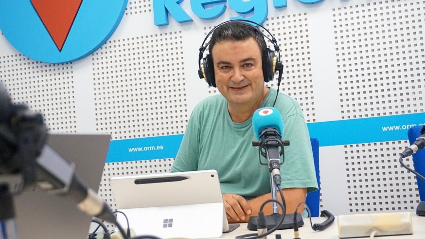 Carretera y manta. José Antonio García Ayala nos habla de costumbres y tradiciones relacionadas con Halloween, Todos los Santos, el Día de Muertos...