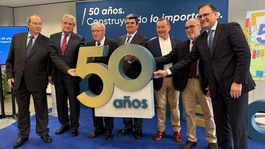 Frecom celebra 50 años y reivindica el papel de la construcción en el desarrollo de la Región