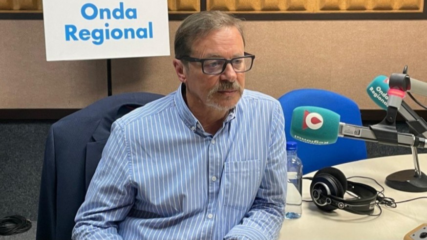 'La única forma de acabar con la pobreza es repartiendo la riqueza'. Jesús Salmerón