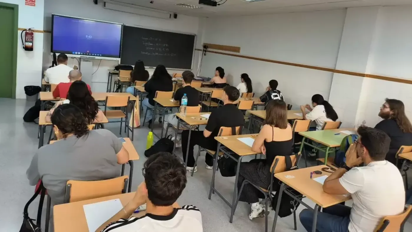 Educación elimina cautelarmente el límite de 19 años en FP para alumnos con discapacidad en Murcia 