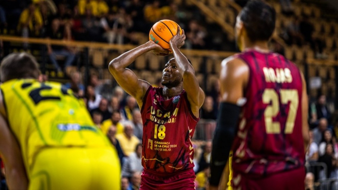 Sakho: "Los rivales deben sufrir en la pista del UCAM como nos pasa cuando vamos fuera"