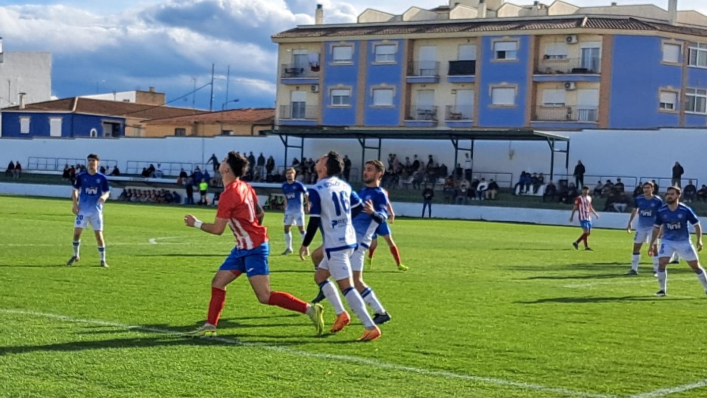 El Molinense rescata tres puntos ante el Muleño (0-1)