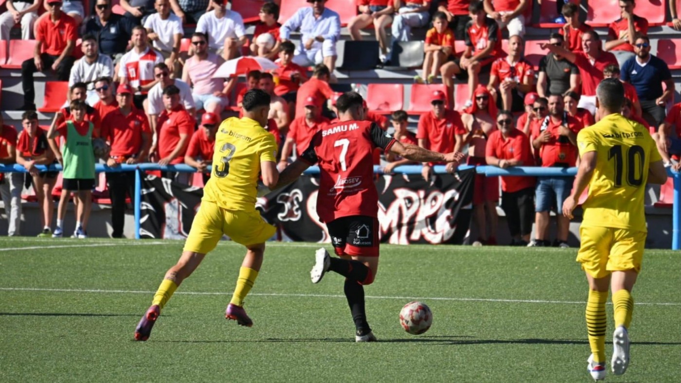El Cieza sucumbe ante el Pulpileño y se queda sin ascenso (1-2)
