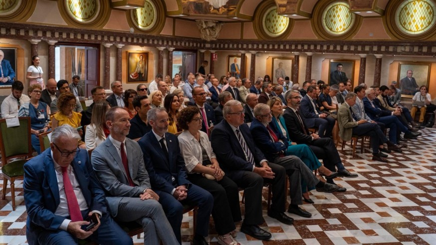 La oposición y agentes sociales critican el discurso de López Miras en el Debate sobre el Estado de la Región