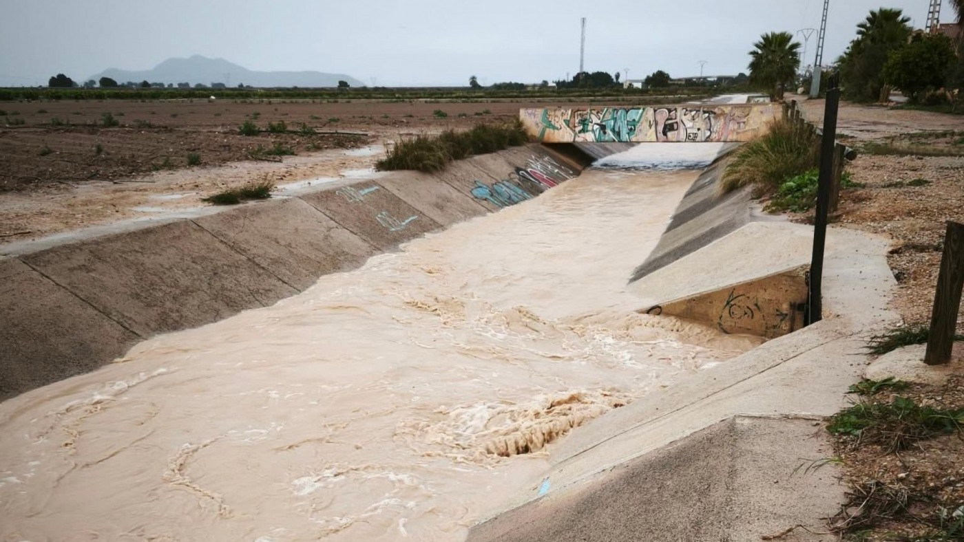 ES-Alert en Los Alcázares por riesgo de desbordamiento de la Rambla de las Colonias