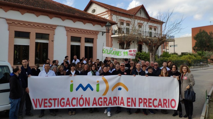 Protesta de los trabajadores del IMIDA este viernes