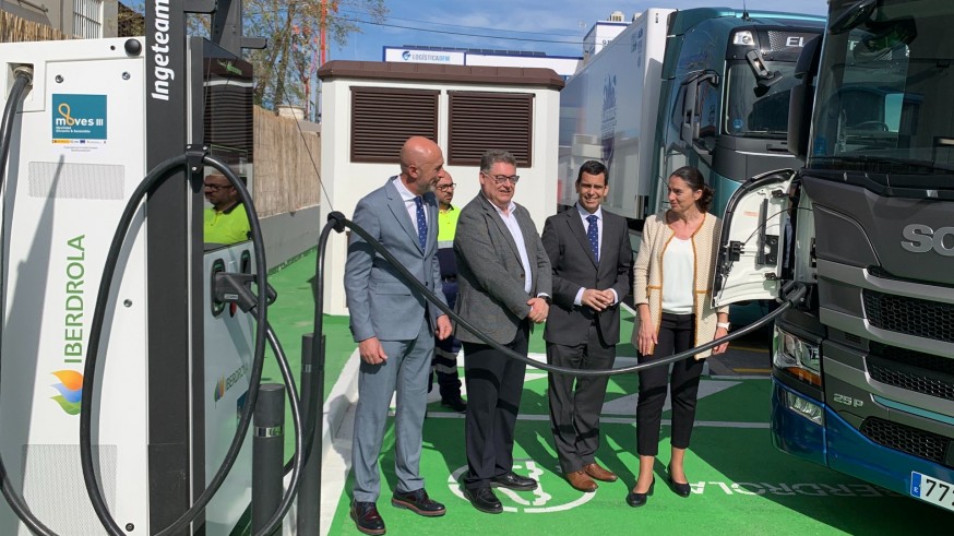 La Región pone en servicio la primera electrolinera pública de España para camiones