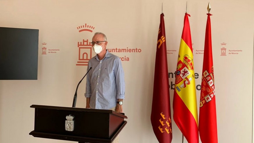 El Ayuntamiento de Murcia recibe el sello "Reduzco" tras disminuir al 88% las emisiones contaminantes
