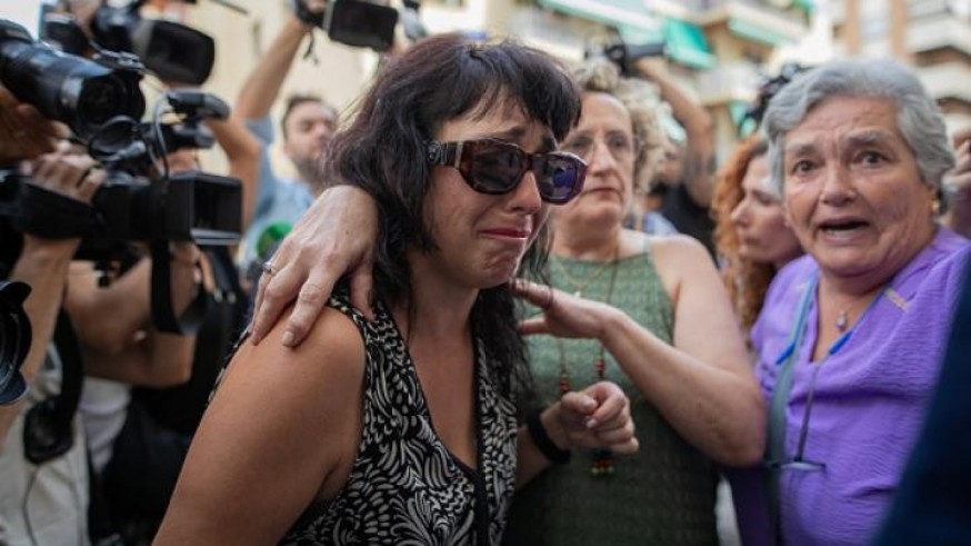 Aplazada hasta el viernes la entrega del hijo menor de Juana Rivas