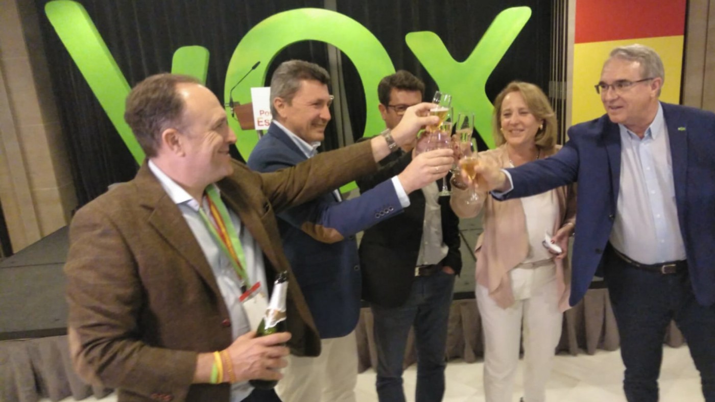 Dirigentes de Vox celebran los resultados