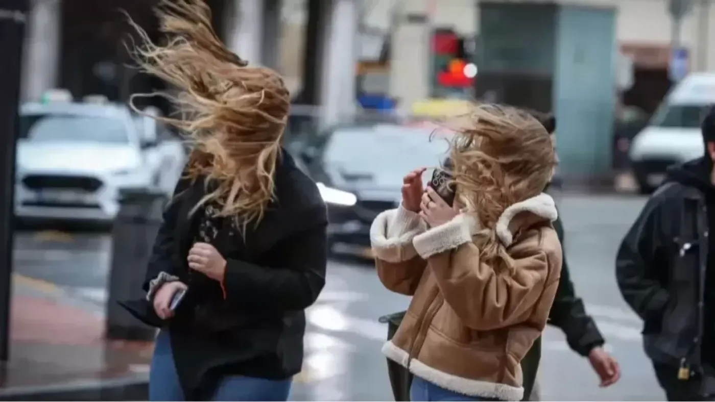 Aviso amarillo por fuertes rachas de viento en el Altiplano y Noroeste de la Región de Murcia