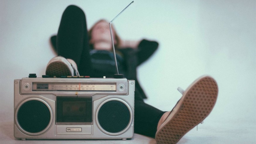 Las canciones de siempre en la radio