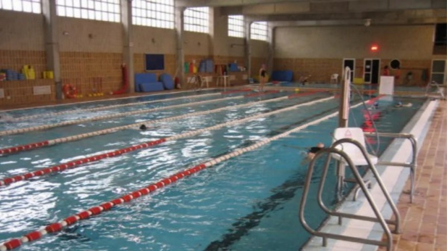Fallece un hombre de 64 años ahogado en la piscina municipal Infante de Murcia