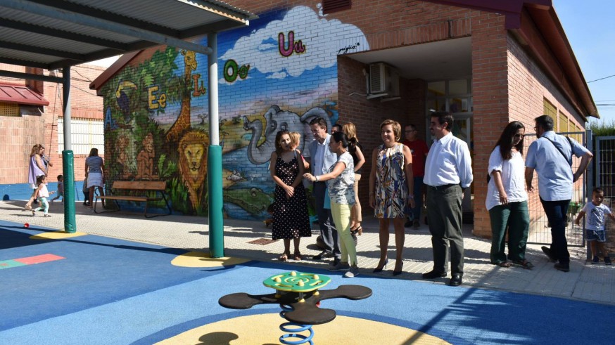 Martínez-Cachá ha visitado el colegio Vista Alegre de Las Torres