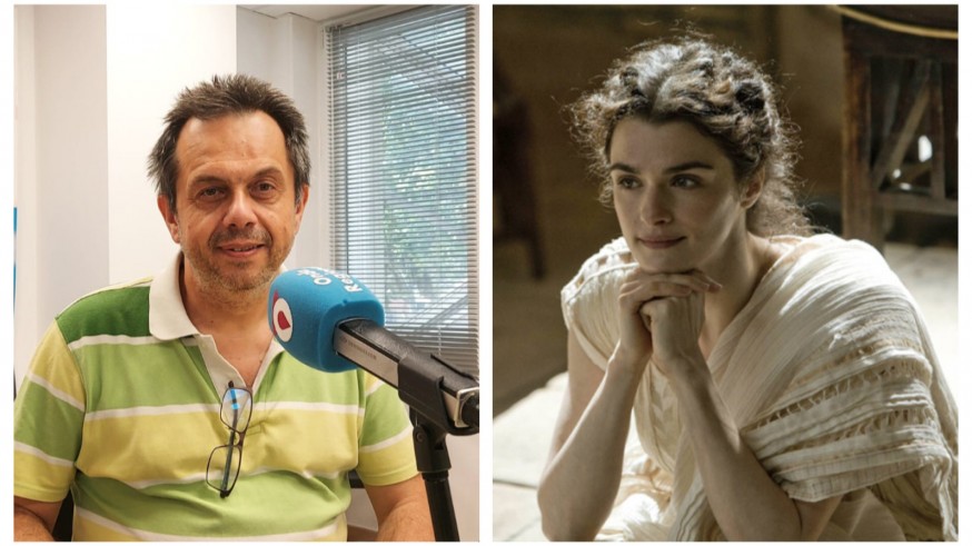 Juan Pedro Gómez junto a una imagen de la película 'Ágora' centrada en la vida de Hipatia
