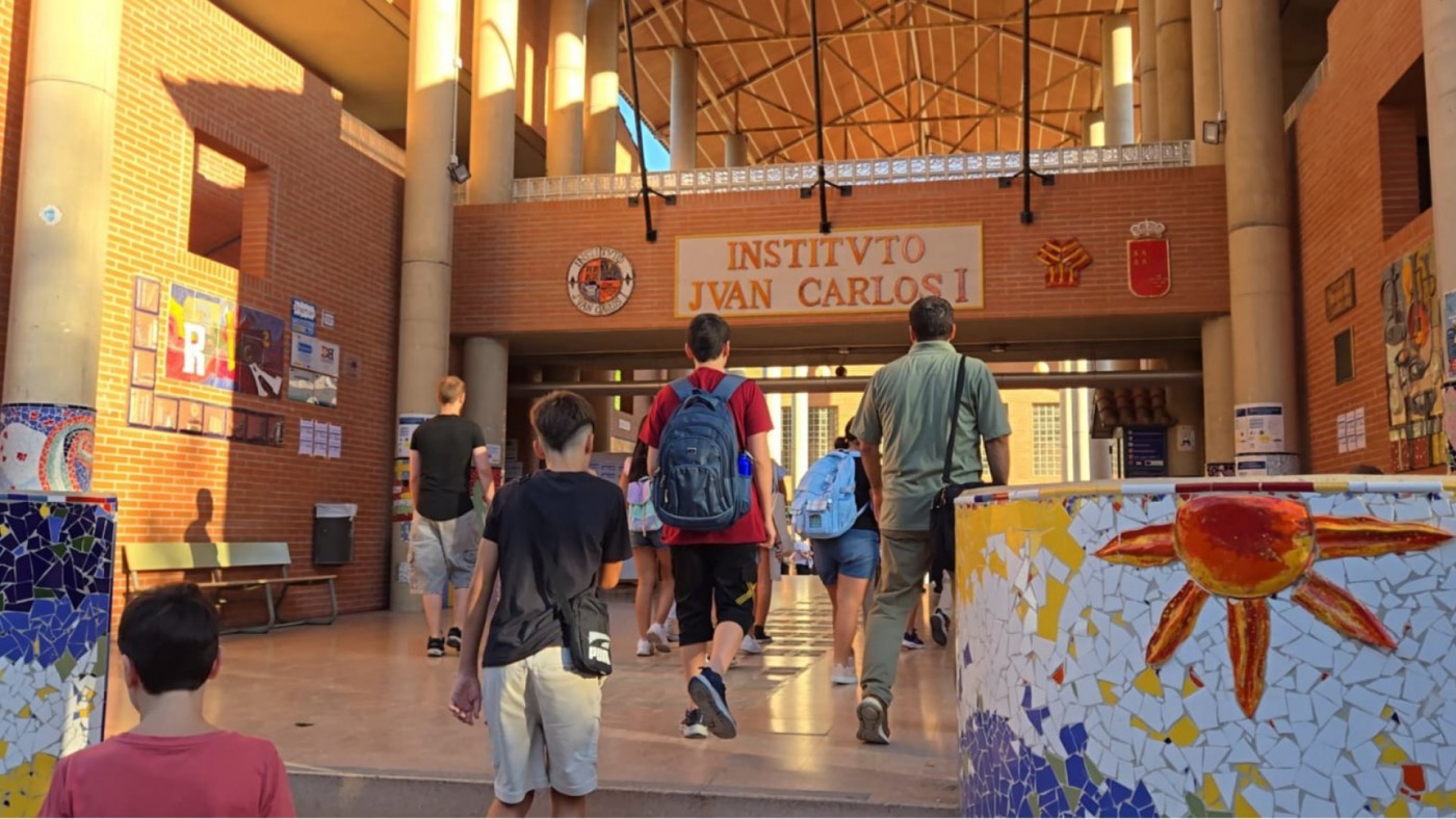Cerca de 102.000 alumnos vuelven hoy a las aulas en la Región de Murcia