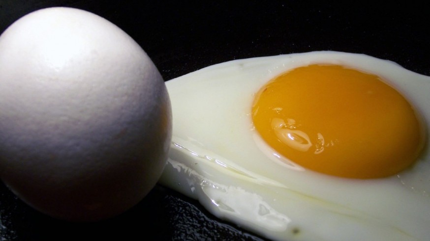 Consumidores piden eliminar el IVA en los huevos y la carne de pollo