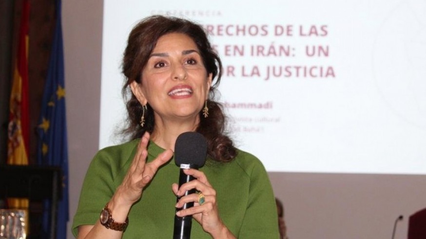 Las mujeres iraníes desafían al régimen en plena crisis política y militar