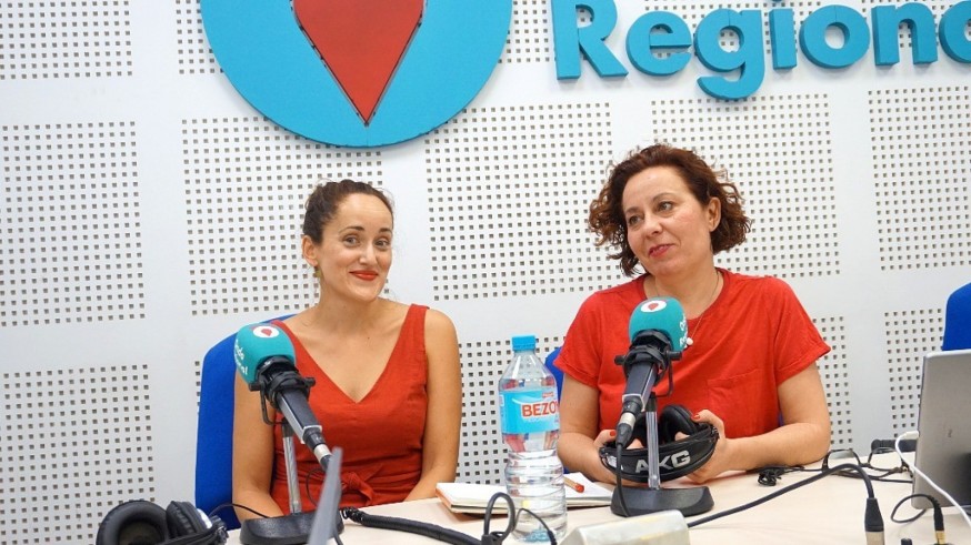 Las gestoras culturales Marina Beltrán y Eva Cagigal nos hablan de los nuevos cursos y talleres de los centros culturales del municipio de Murcia