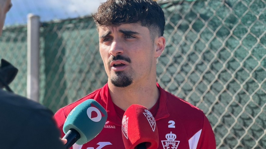 Mier: "Hay tiempo para que el Real Murcia pueda ser campeón"