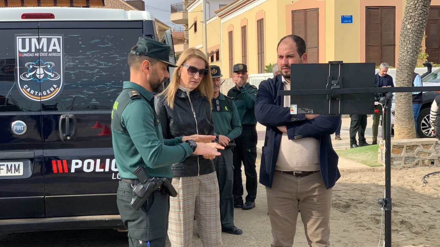 Los drones se incorporan a la búsqueda del joven desaparecido en el Mar Menor