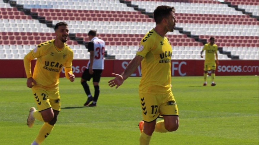 Xemi Fernández: "El equipo está con fuerza y quiero seguir ayudando con más goles"