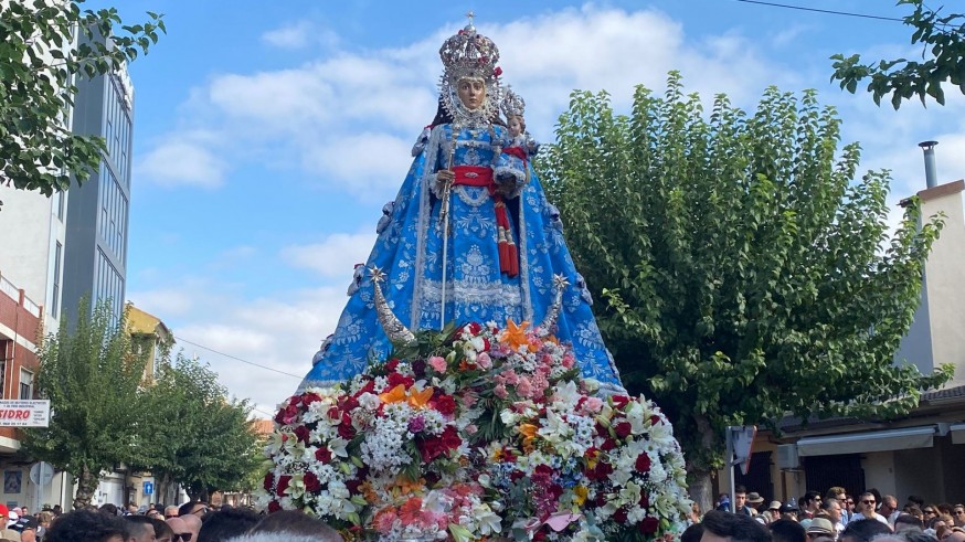 La Virgen de la Fuensanta sube en Romería hacia su Santuario