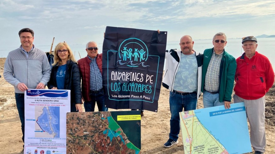 Ruta senderista para reivindicar los valores de la ruta GR92 en el Mar Menor