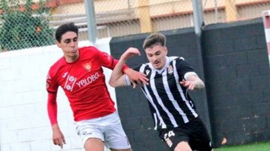 El Cartagena B sujeta al Cieza (0-0)