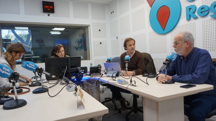 Tertulia en el informativo matinal