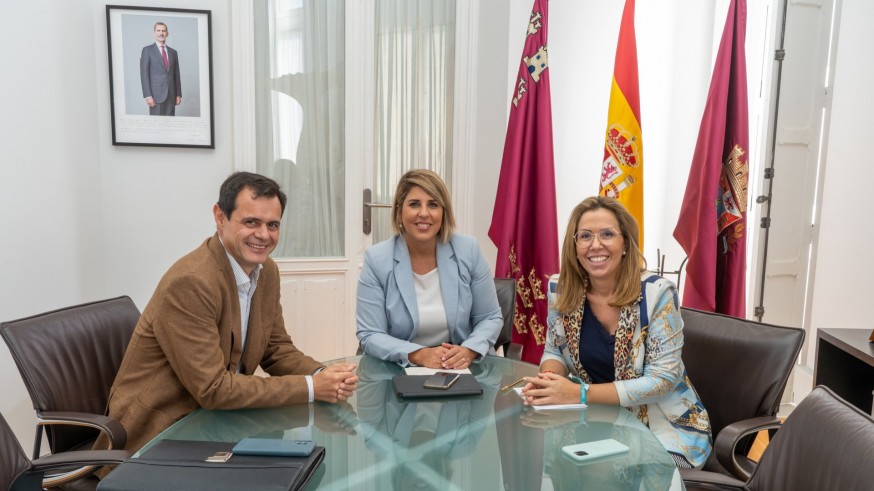 El Ayuntamiento de Cartagena trabaja con Repsol en su proyecto de hidrógeno 