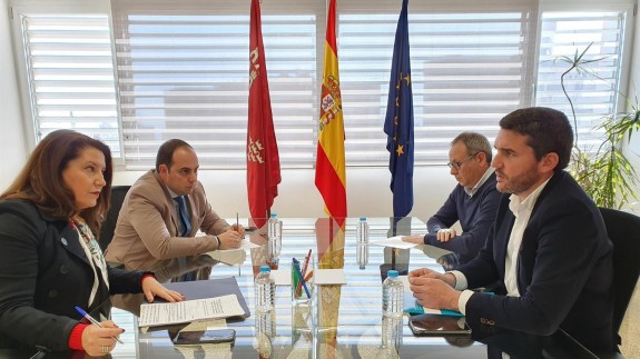 Reunión entre los consejeros de Andalucía y Murcia