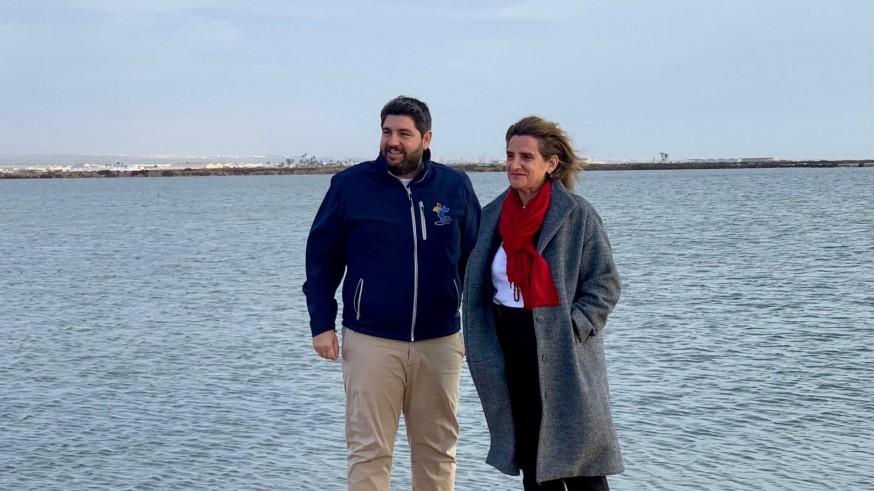López Miras y Ribera firman el protocolo de colaboración para la Comisión del Mar Menor