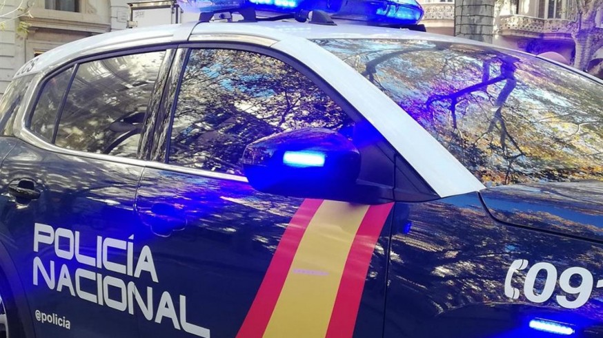 Cinco detenidos, uno en Murcia y cuatro en Valencia, por extorsionar a usuarios de webs de citas