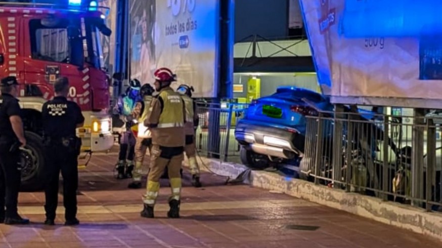 Un hombre de 60 años estrella su vehículo en Murcia